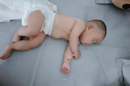 武安孕妇显怀早的原因